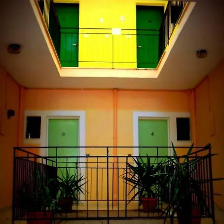 Auberge de jeunesse Comfy Ypsos