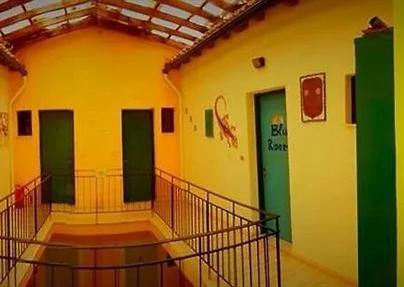 Comfy Hostel